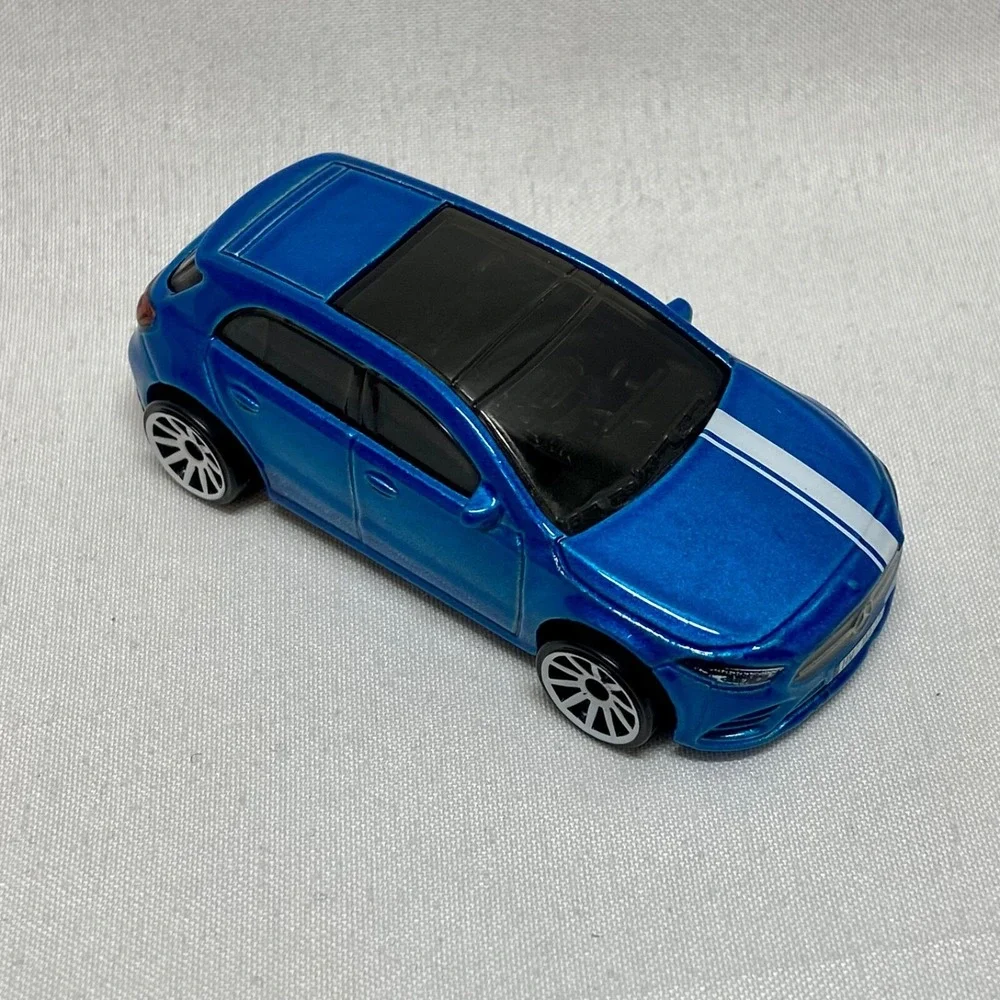 Hot Wheels 2019 Mercedes Benz A-Class HW Hatchbacks Blue 1:64 Die-cast Loose Car